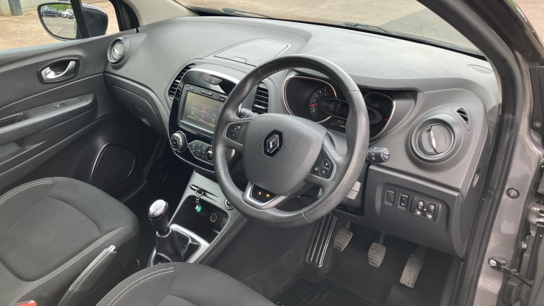 Renault Captur 0.9 TCE 90 Iconic 5dr Petrol Hatchback